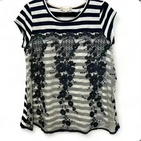 Altar'd State Women's Navy Blue/Wht Striped  w Lace Size Small - Picture 1 of 7